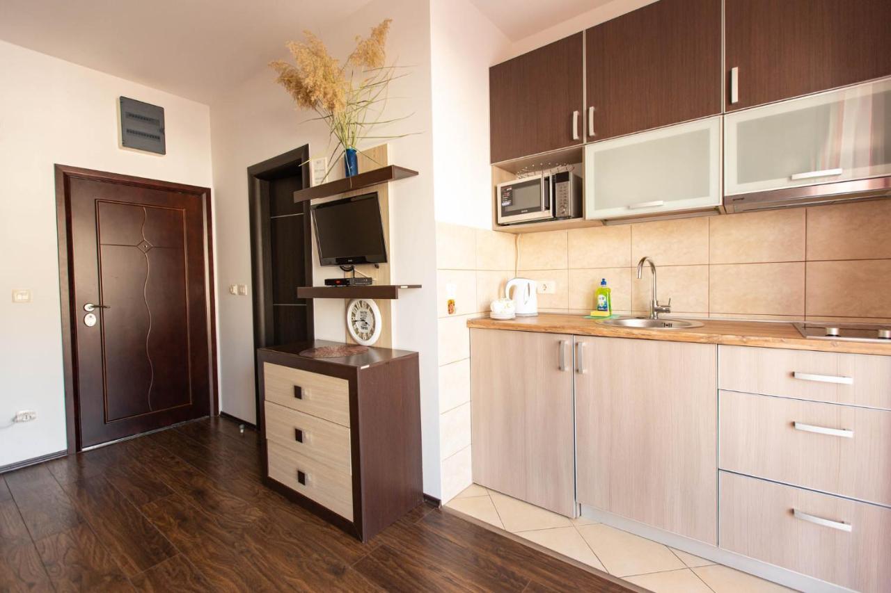 בודווה Apartment Lora מראה חיצוני תמונה