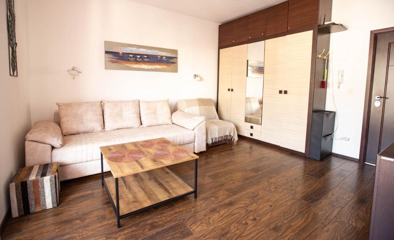 בודווה Apartment Lora מראה חיצוני תמונה
