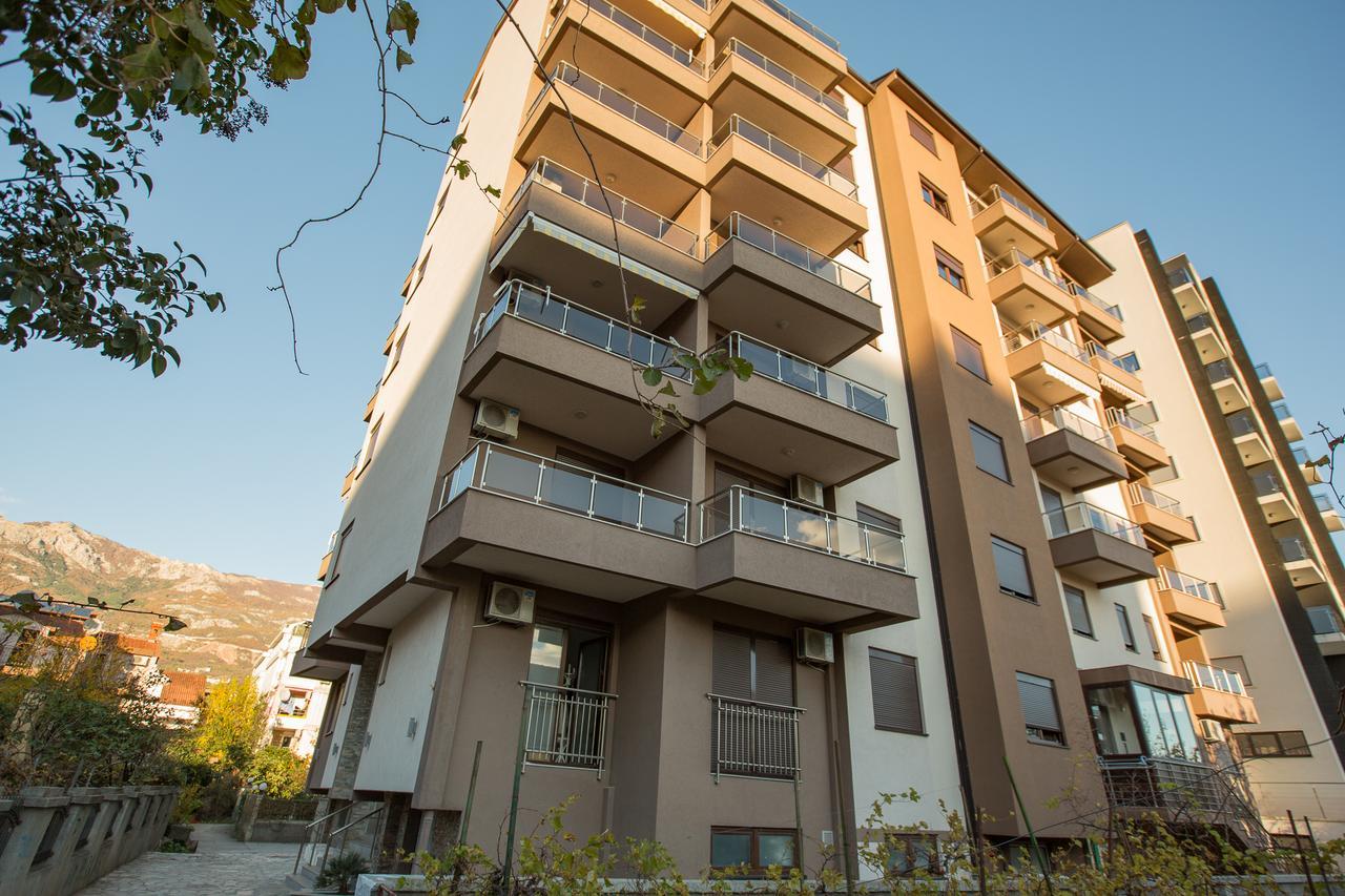 בודווה Apartment Lora מראה חיצוני תמונה